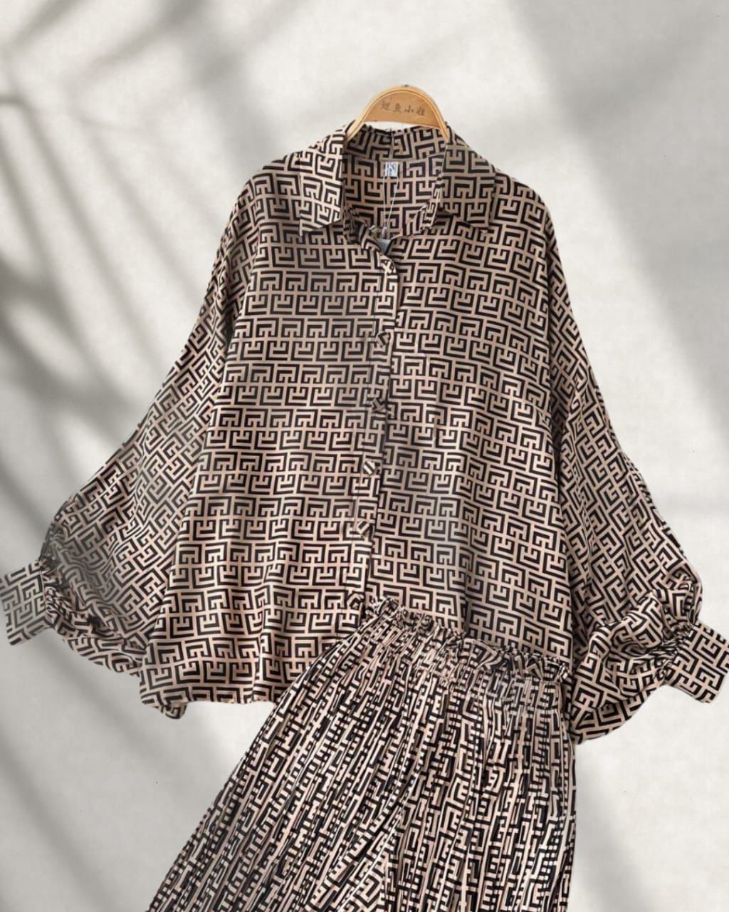 Pleated satin set