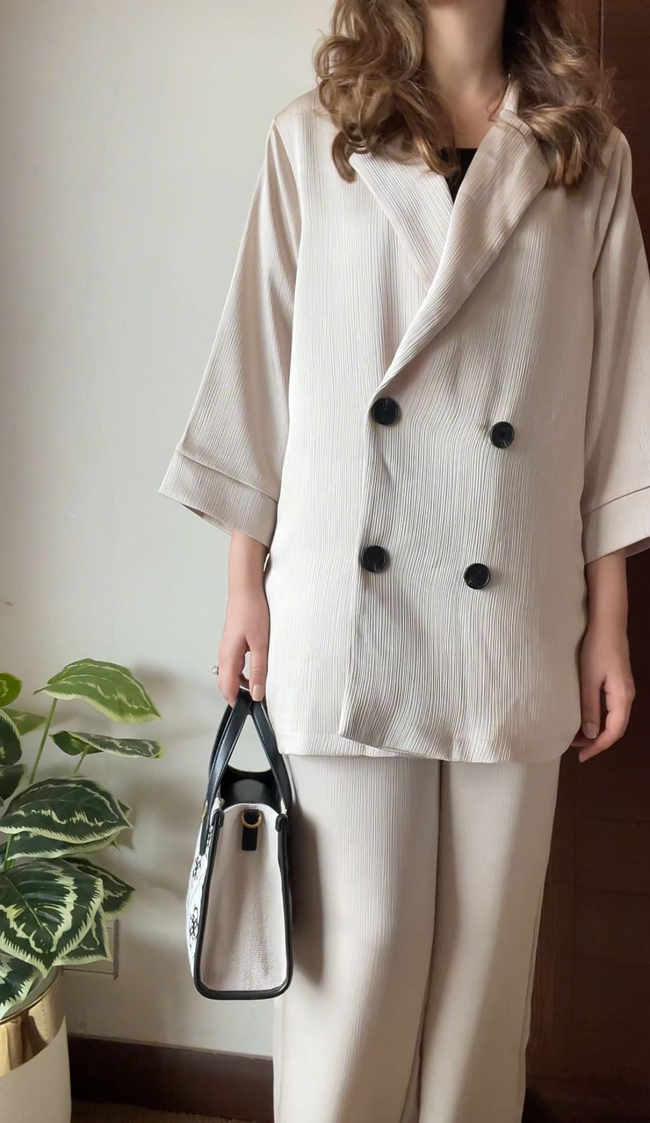 Crinkled blazer set