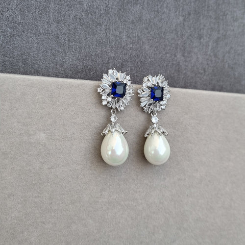 Elegant French Style Pearl And Zircon Embedded Copper Earrings