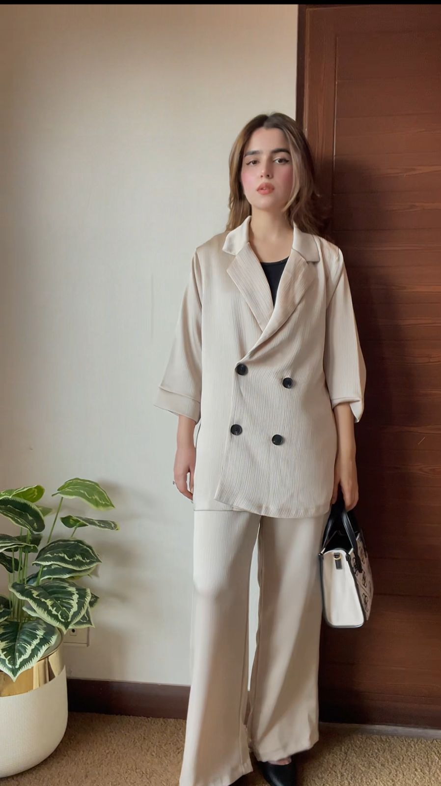 Crinkled blazer set