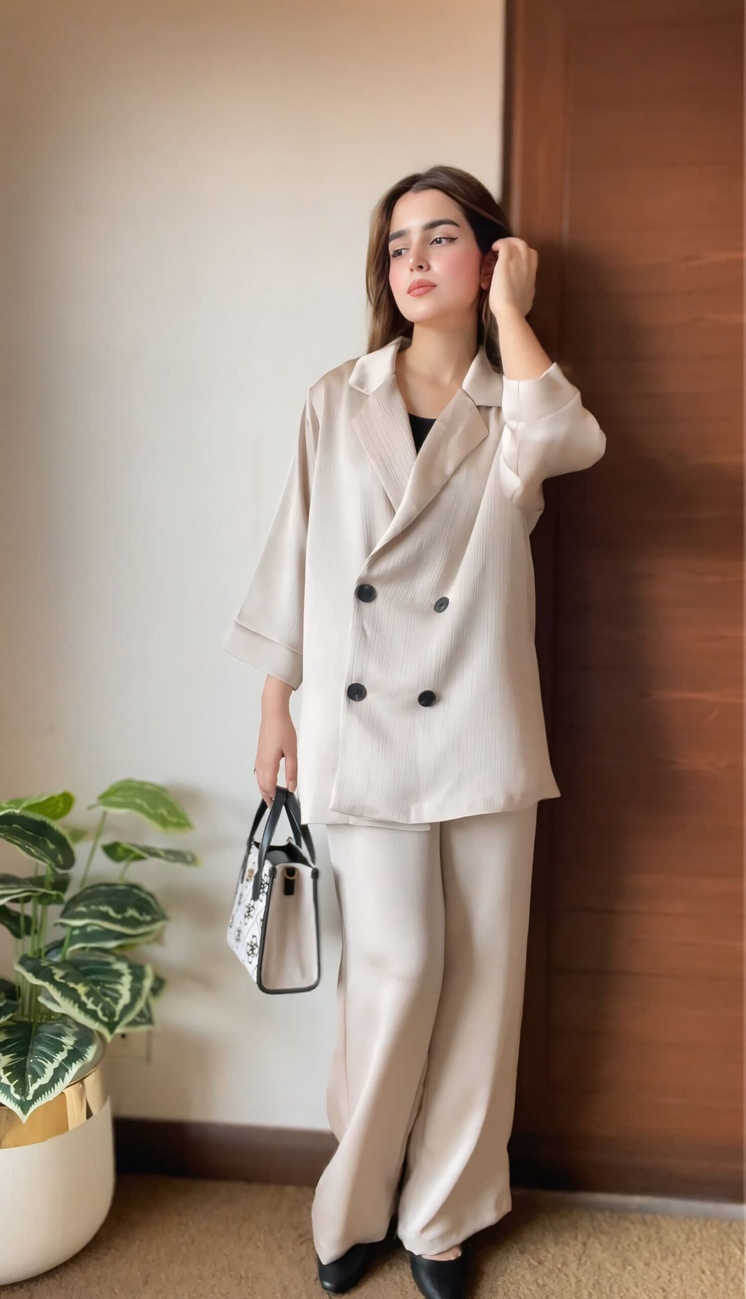 Crinkled blazer set